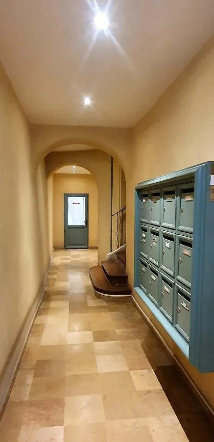 Loft 80M2 En Plein Coeur De La Vieille Ville 3 Etoiles Toulon Appartement
