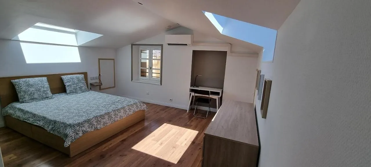 Appartement Loft 80M2 En Plein Coeur De La Vieille Ville 3 Etoiles Toulon Frankrijk